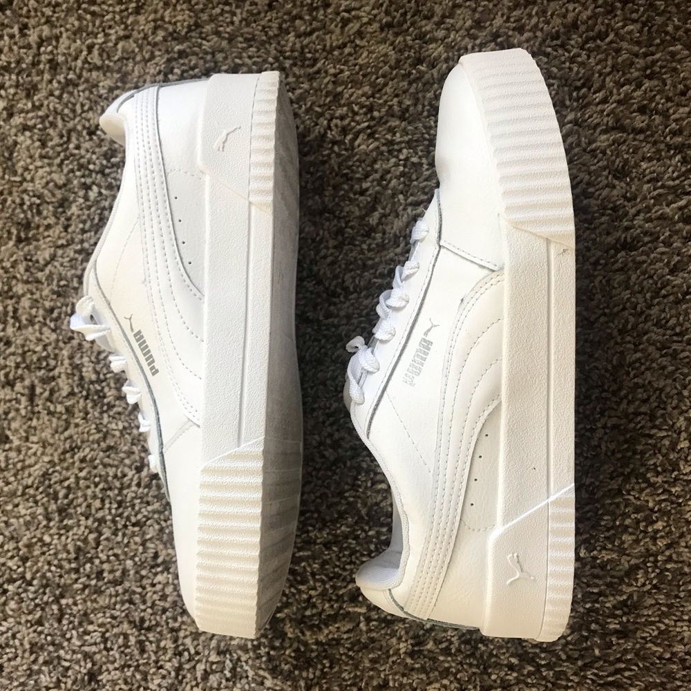 Women’s Puma Carina Sneaker - 8.5